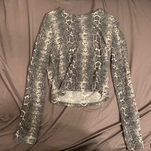 Zara cropped snake print sweater